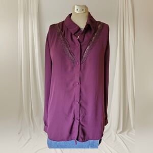 Dark purple / plum classic long sleeve button-up go-to shirt from JustFab EUC